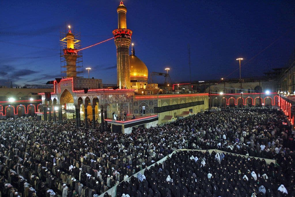 Shrine of Imam Hussain (AS) in Karbala at night